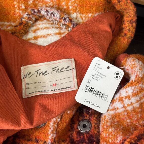 Free People Wrapped Up Blanket Vest Womens Medium Plaid Jacket Cozy Boho NEW M - Picture 4 of 11